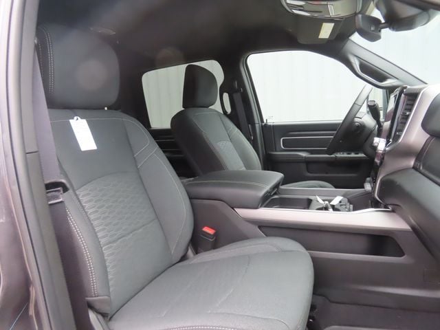 2026 RAM 3500 Big Horn - Photo 26