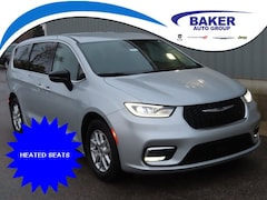 New 2024 Chrysler Pacifica Touring L Minivan/Van for sale 