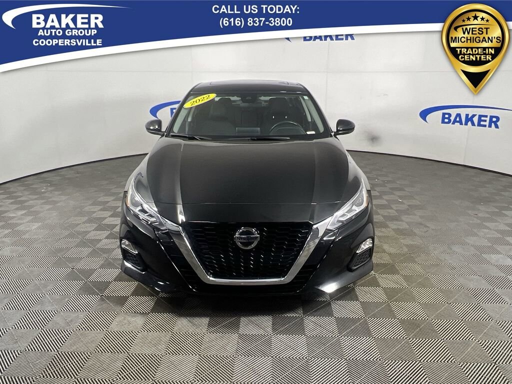 Used 2022 Nissan Altima SV FWD Sedan