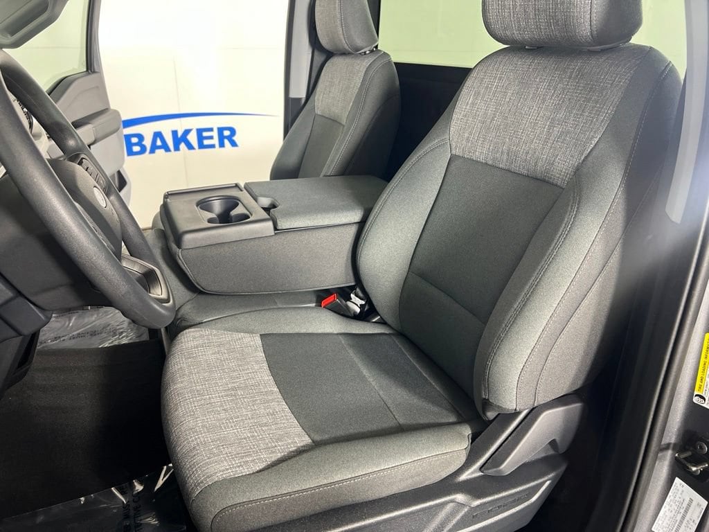 2025 Ford F-350 Super Duty XLT - Photo 16