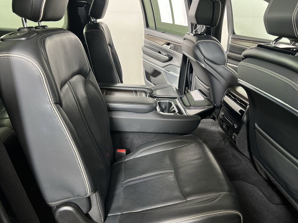 2023 Jeep Grand Wagoneer Series II - Photo 29