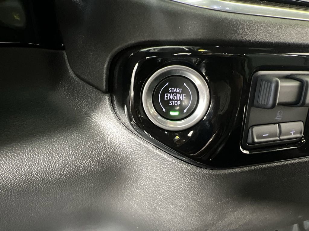 2023 Chevrolet Silverado 1500 RST - Photo 16