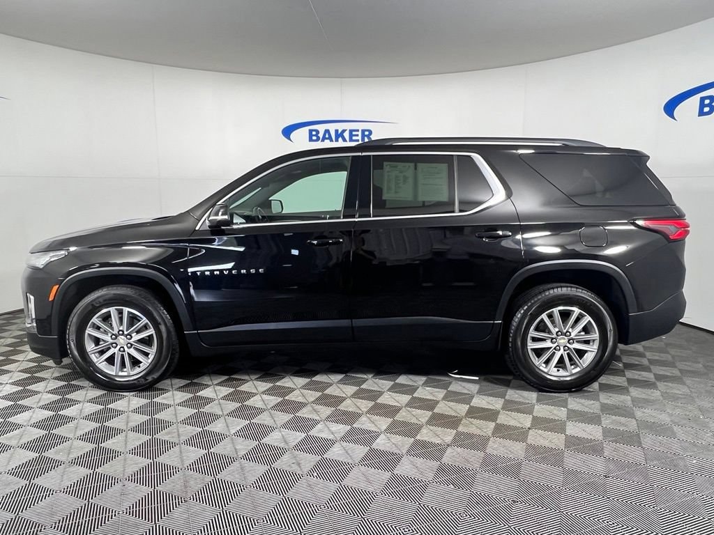 Used 2022 Chevrolet Traverse LT Cloth SUV