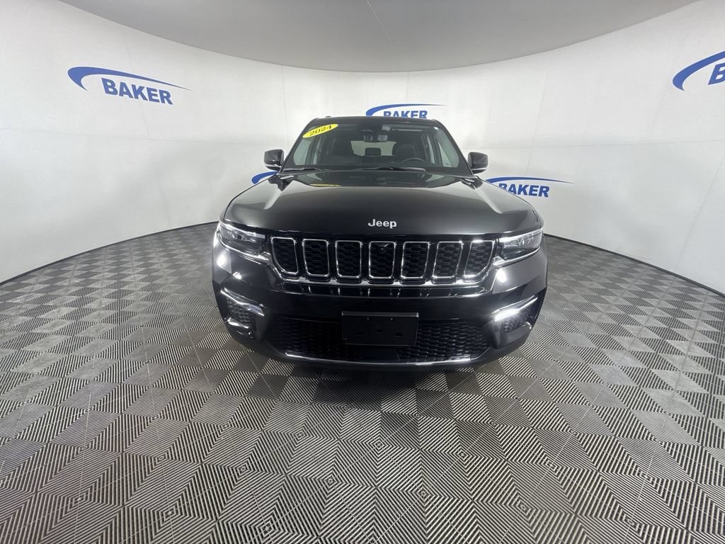 Used 2024 Jeep Grand Cherokee Limited 4x4 SUV