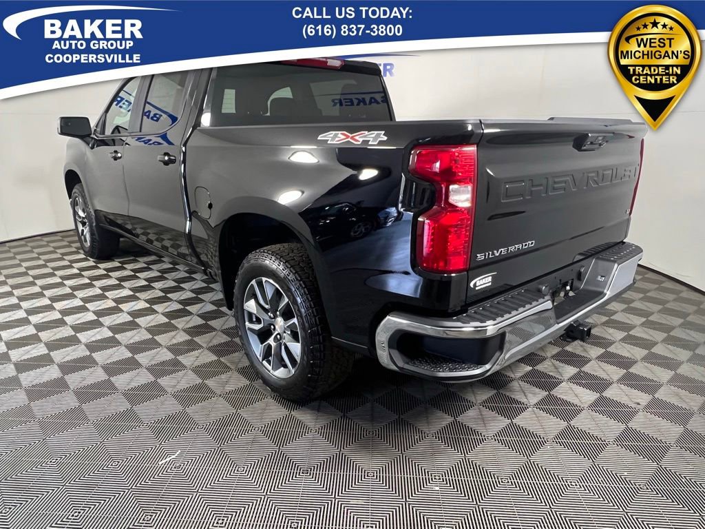 2026 Chevrolet Silverado 1500 LT photo 3