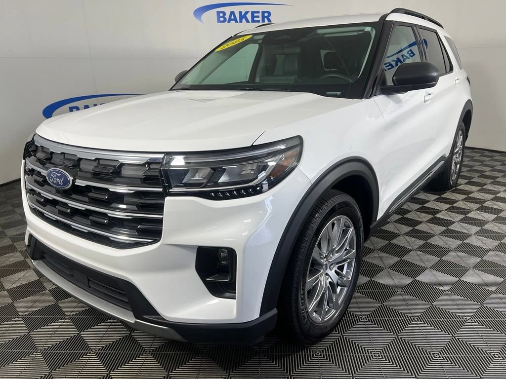 Used 2025 Ford Explorer Active SUV