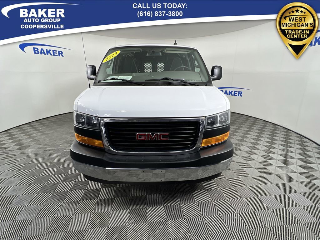 2023 Gmc Savana Cargo 2500 photo 2