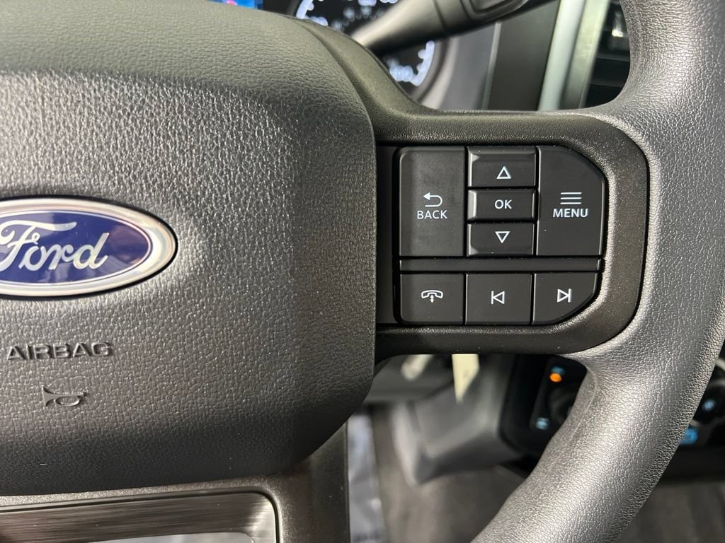 2025 Ford F-350 Super Duty XLT - Photo 19