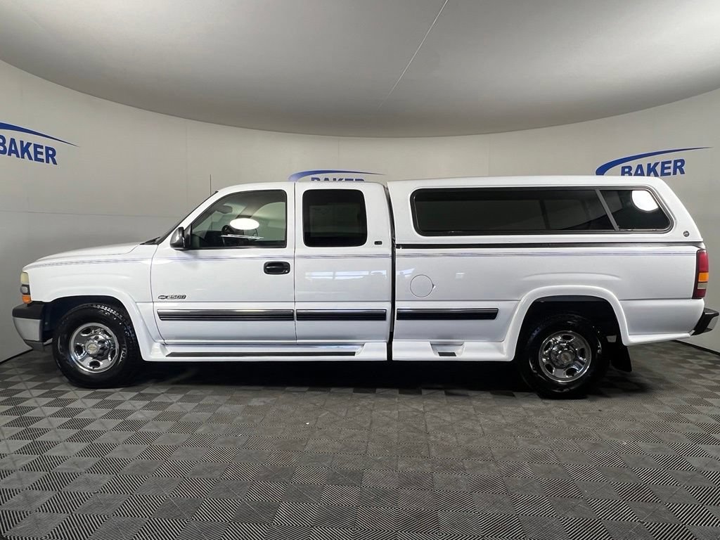 Used 2000 Chevrolet Silverado LS with VIN 1GCGC29U0YE284302 for sale in Coopersville, MI