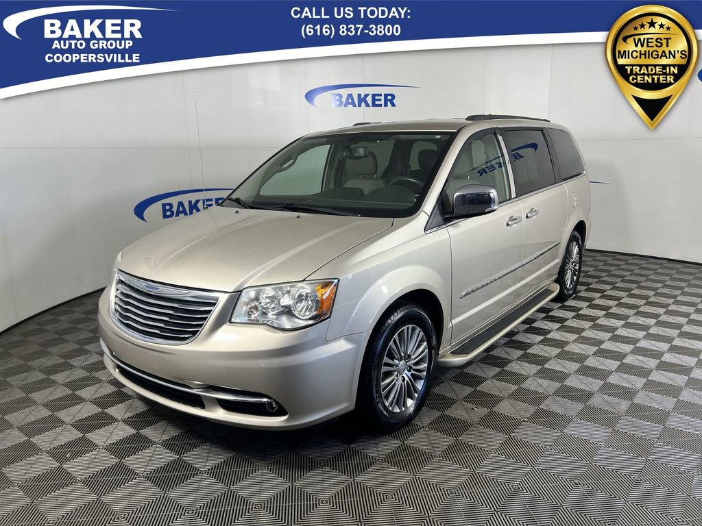 2014 Chrysler Town & Country Touring-L