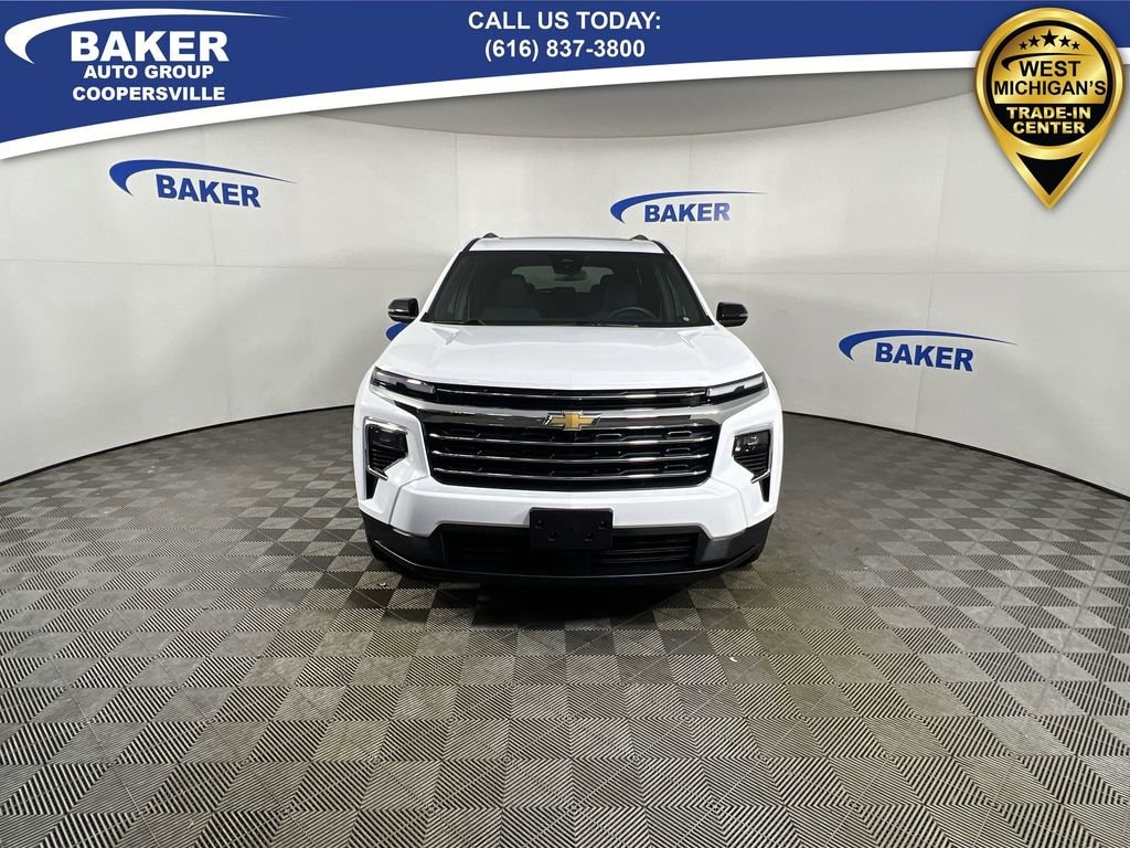 Used 2025 Chevrolet Traverse LT SUV