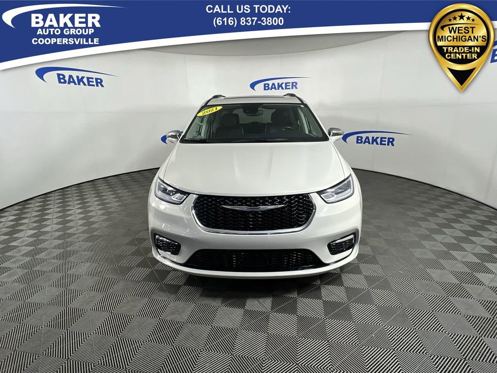 2021 Chrysler Pacifica Limited photo 3