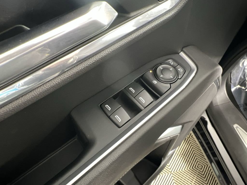2023 Chevrolet Silverado 1500 RST - Photo 21