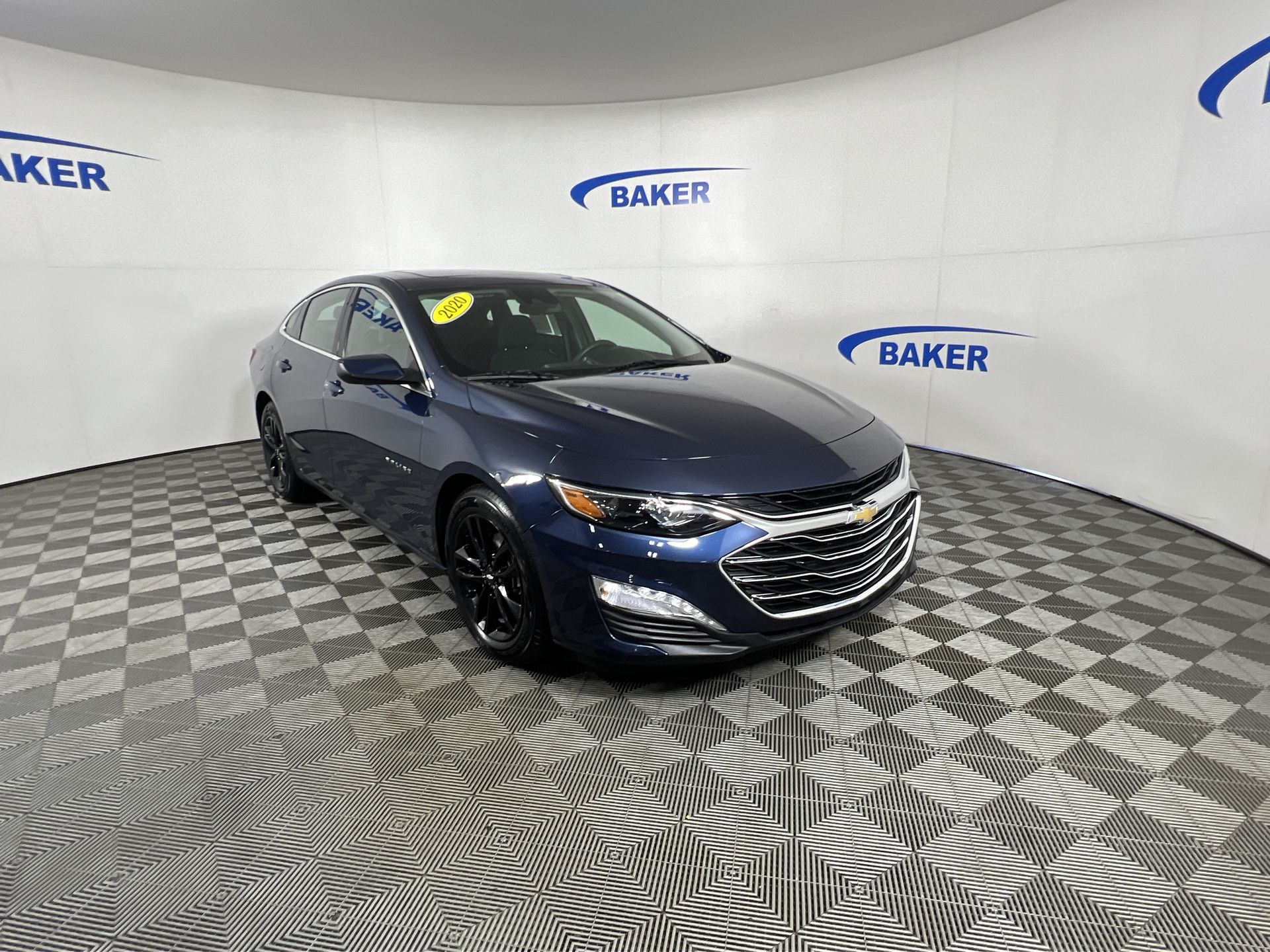 2020 Chevrolet Malibu 1LT photo 2