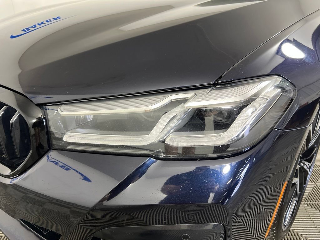 2023 BMW 5 Series M550i - Photo 33