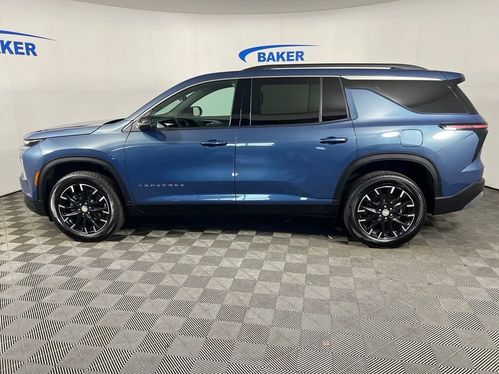 Used 2026 Chevrolet Traverse LT SUV