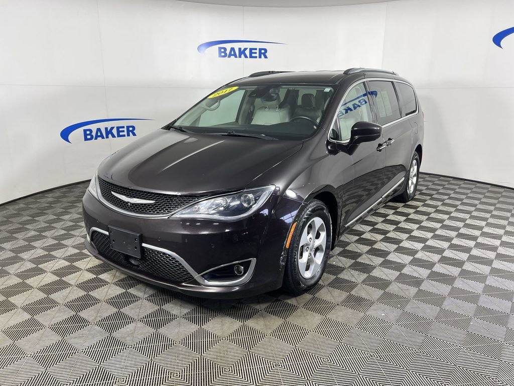 Used 2017 Chrysler Pacifica Touring-L Plus Minivan