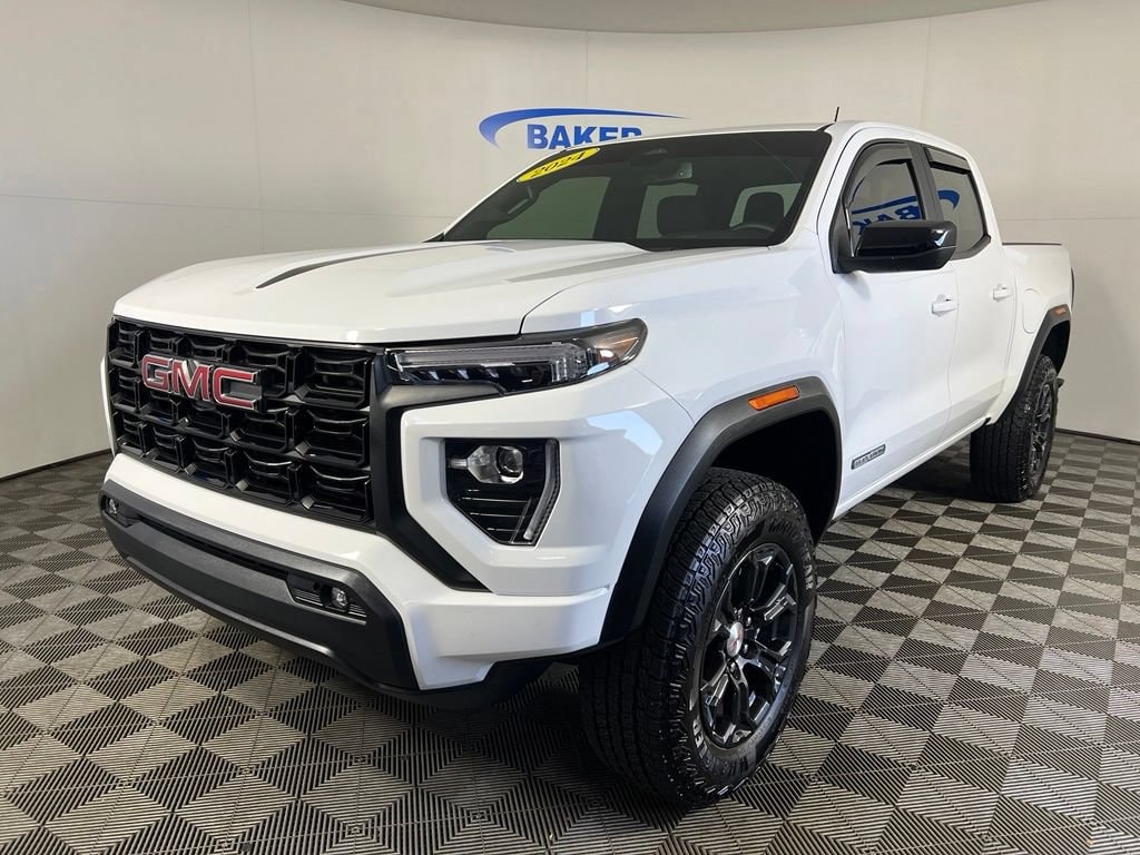 Used 2024 GMC Canyon Elevation Truck