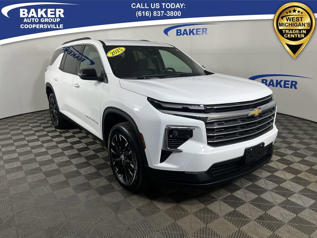 Used 2025 Chevrolet Traverse LT SUV