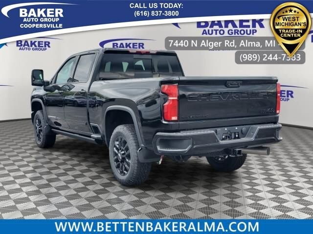 2025 Chevrolet Silverado 2500HD High Country photo 3