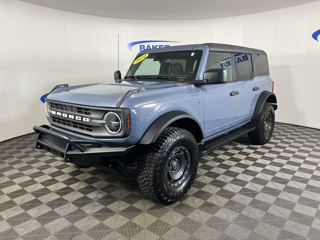 2024 Ford Bronco Black Diamond Mid (322A) 4x4's photo