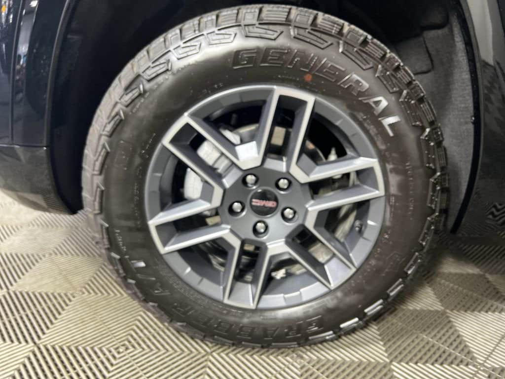2026 GMC Terrain AT4 - Photo 33