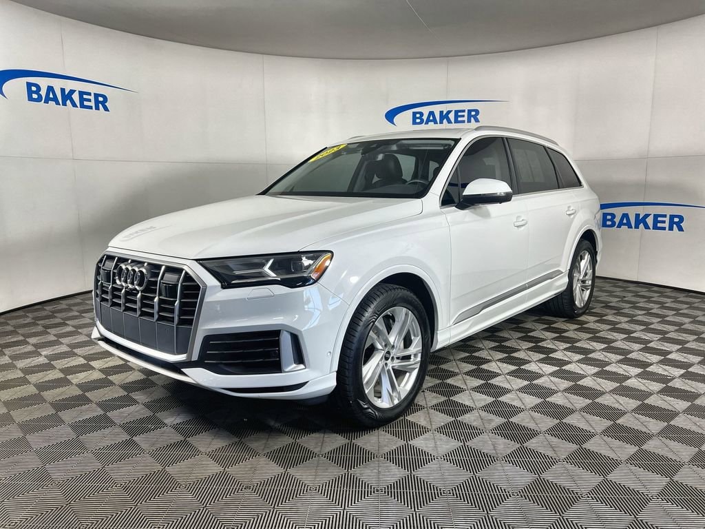 2023 Audi Q7 55 Premium Plus quattro Tiptronic's photo