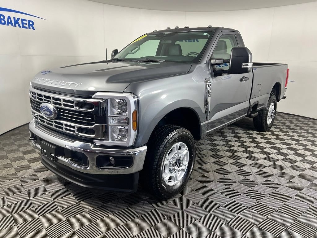Used 2025 Ford F-350 XLT Truck