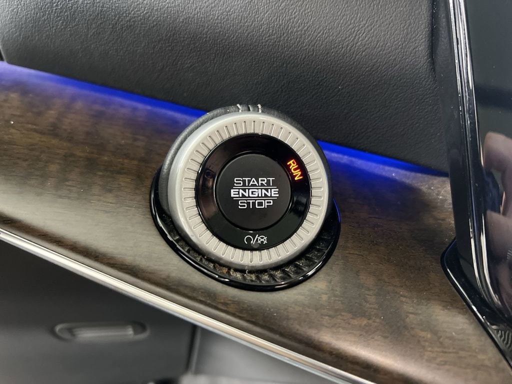 2023 Jeep Grand Wagoneer Series II - Photo 18