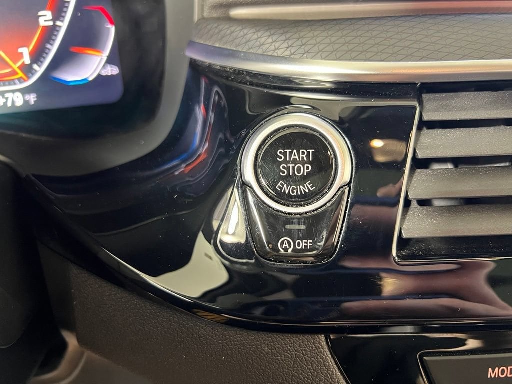 2023 BMW 5 Series M550i - Photo 30