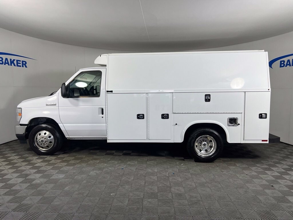 Used 2021 Ford E-Series Cutaway NA
