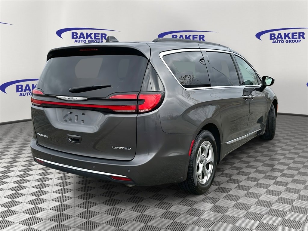 Used 2023 Chrysler Pacifica Limited
