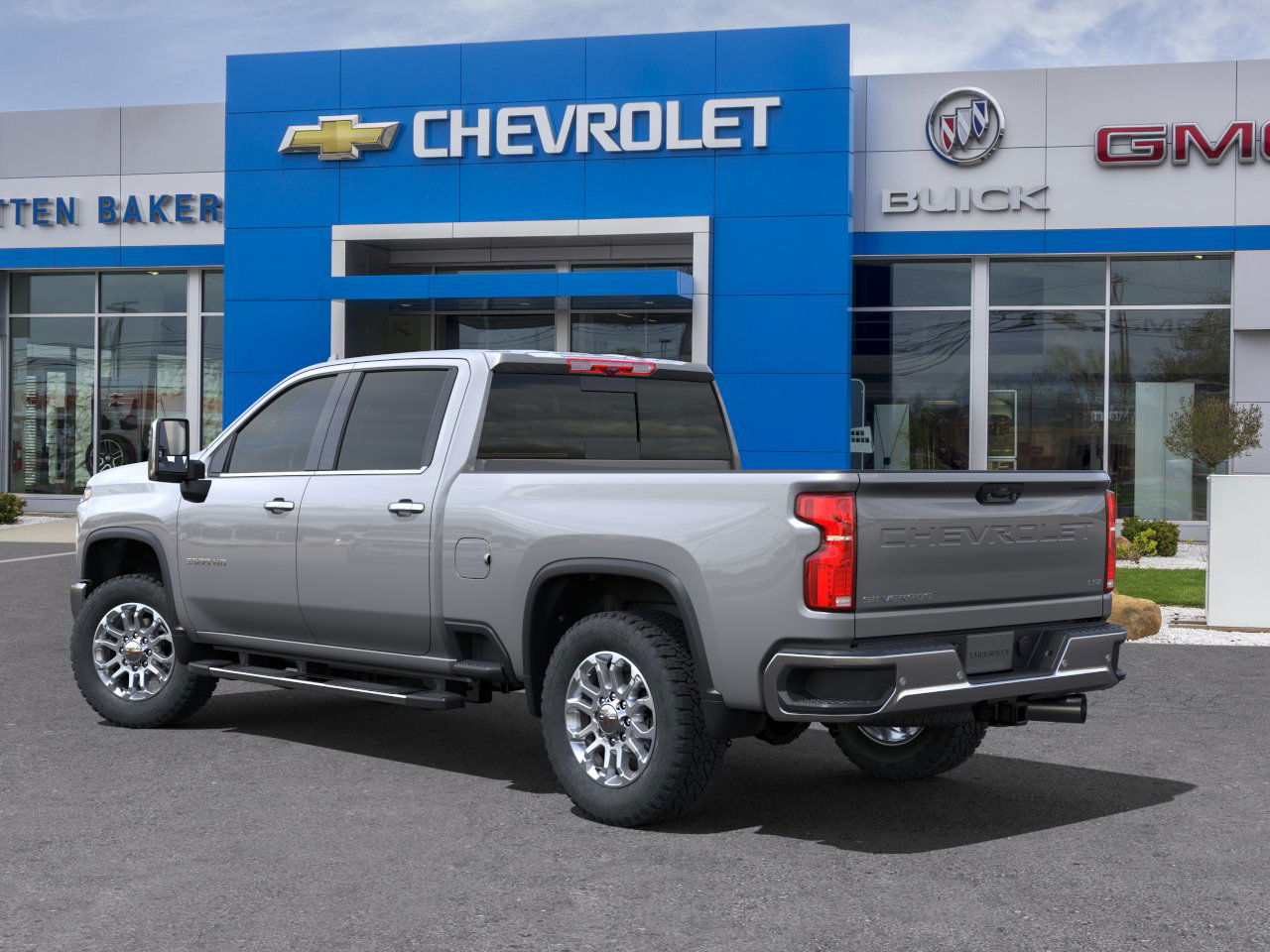 2025 Chevrolet Silverado 3500HD LTZ photo 3