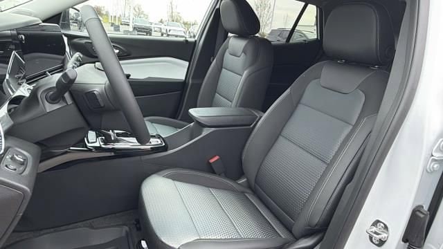 2026 Chevrolet Trax LT - Photo 6