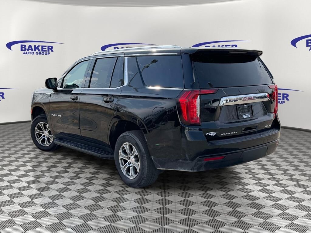 Used 2024 GMC Yukon SLE SUV
