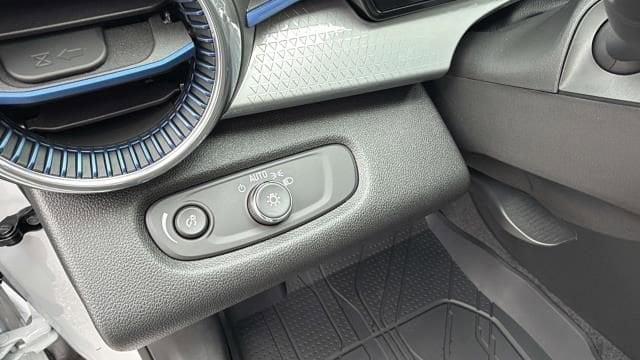 2026 Chevrolet Trax LT - Photo 10