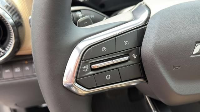 2027 Chevrolet Equinox ACTIV - Photo 11