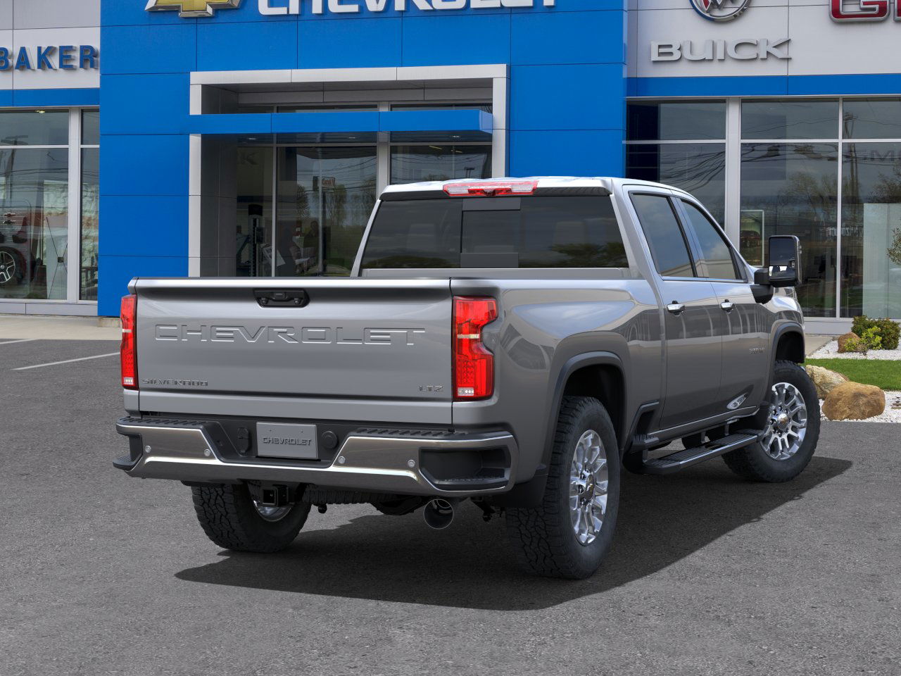 2025 Chevrolet Silverado 3500HD LTZ photo 4
