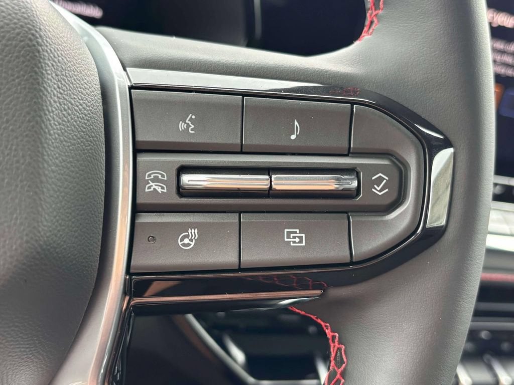 2026 Chevrolet Colorado Z71 - Photo 11