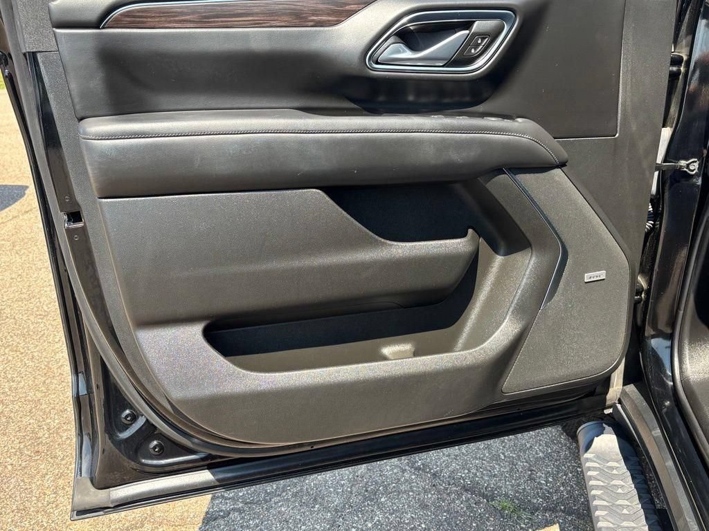 2024 Chevrolet Suburban Z71 - Photo 7