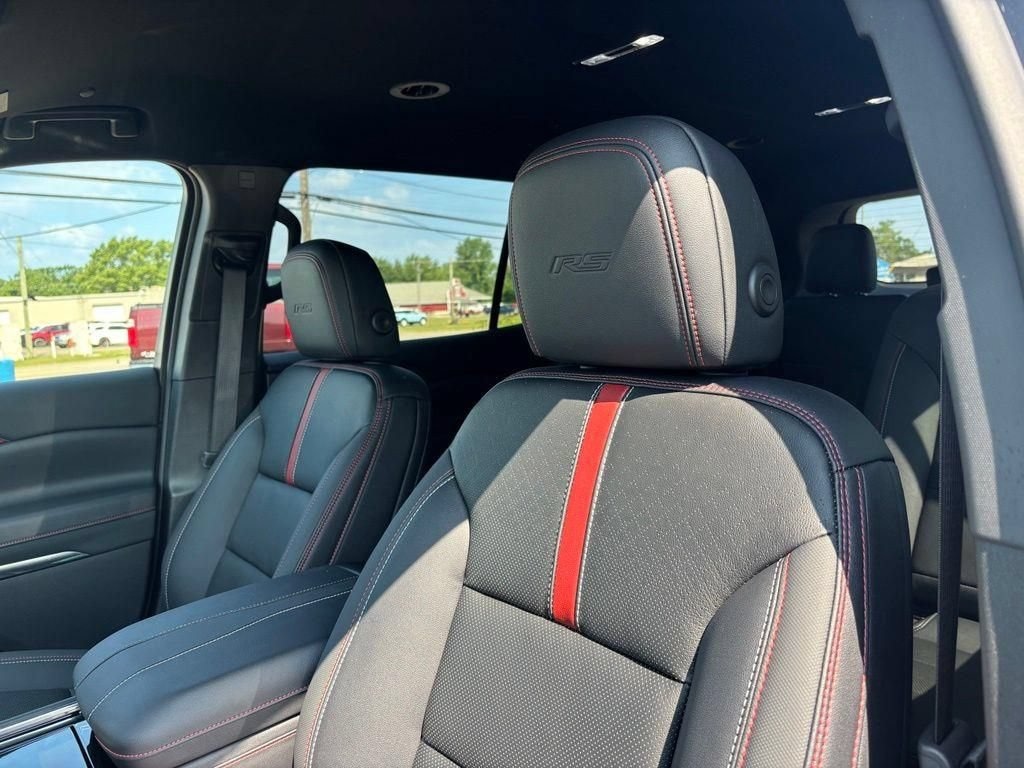 Used 2026 Chevrolet Traverse RS SUV