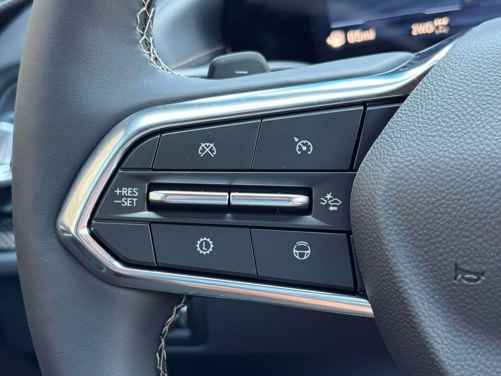 2027 Chevrolet Traverse Z71 - Photo 12