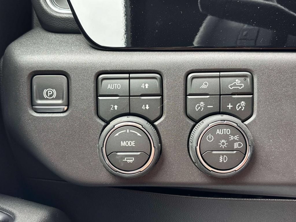 2026 Chevrolet Silverado 1500 LT Trail Boss - Photo 10