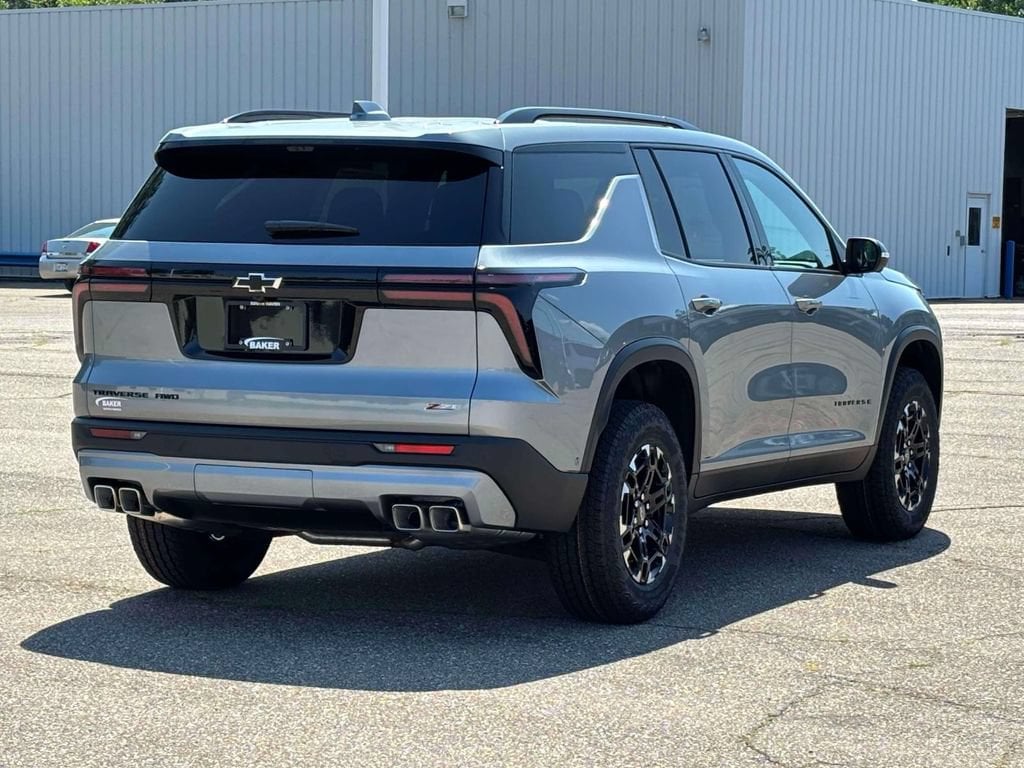 2027 Chevrolet Traverse Z71 - Photo 31