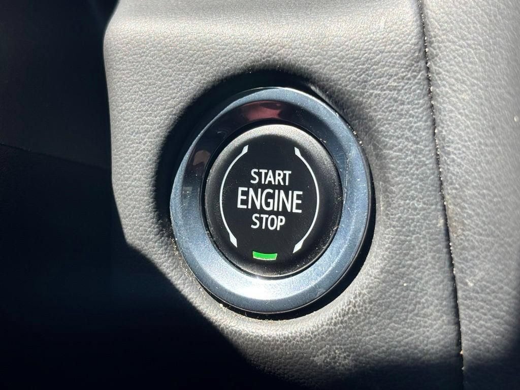 2023 Chevrolet Suburban Z71 - Photo 14