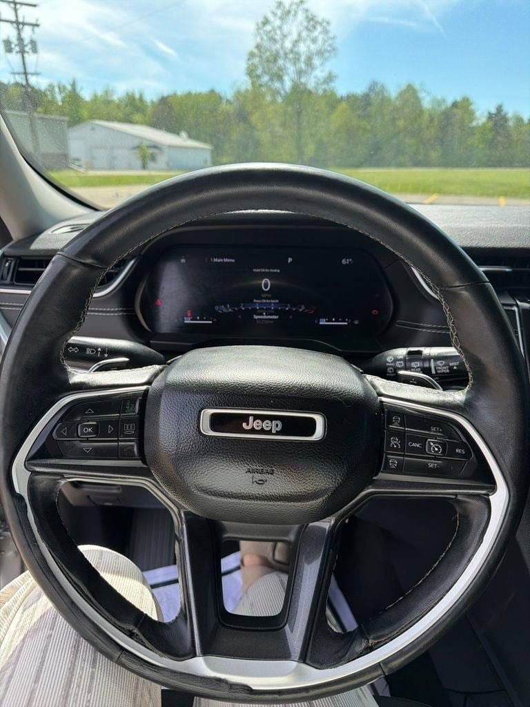 2022 Jeep Grand Cherokee L Laredo - Photo 13