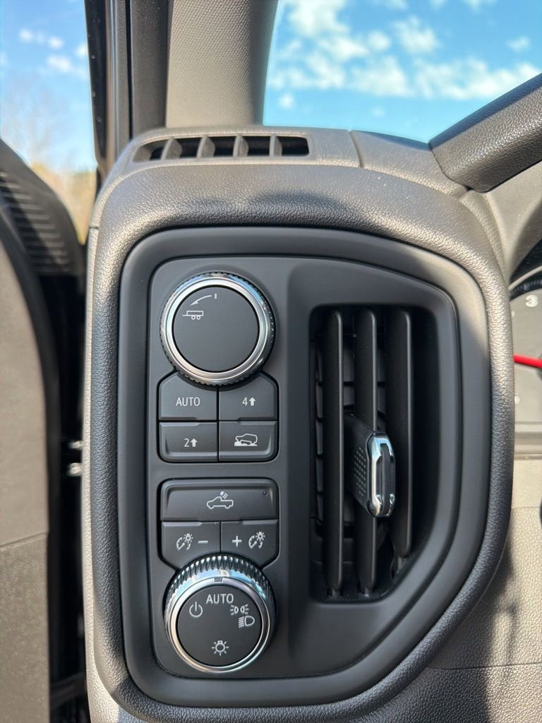 2026 GMC Sierra 1500 Pro - Photo 12