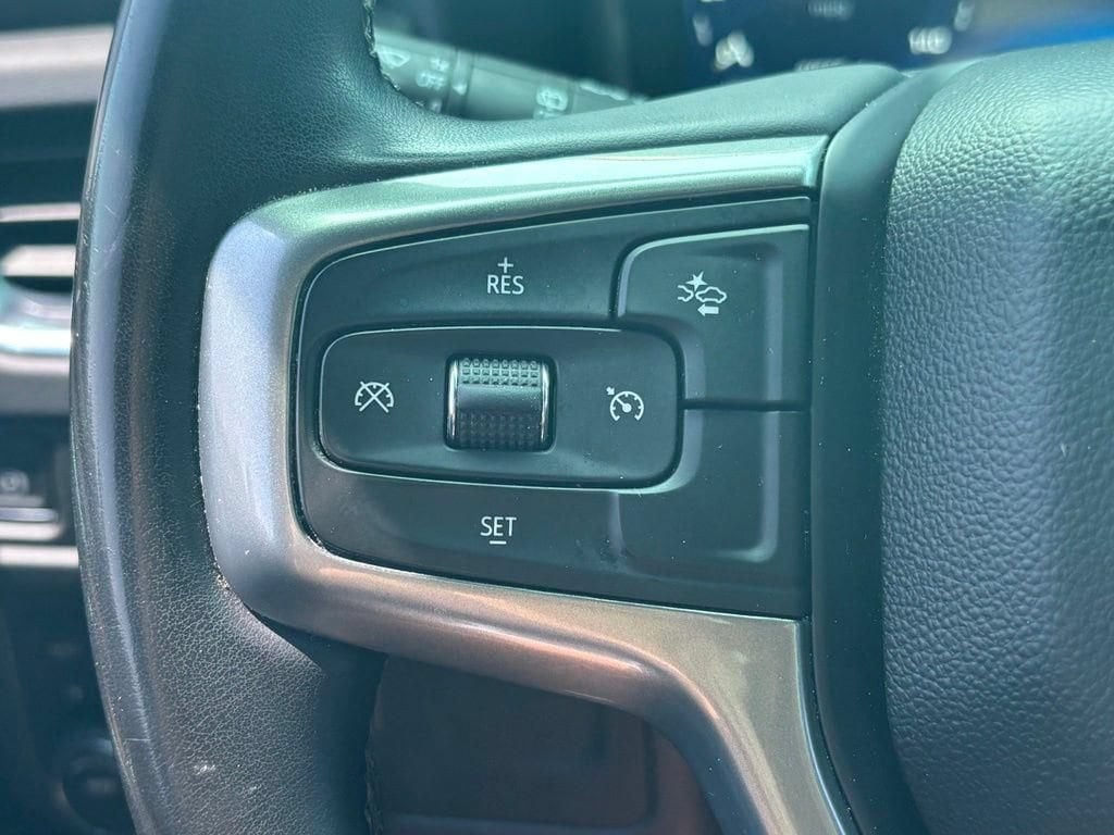 2023 Chevrolet Suburban Z71 - Photo 12
