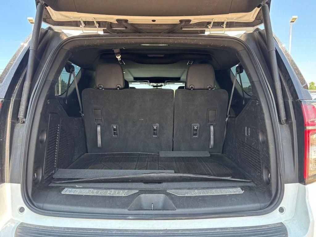 2023 Chevrolet Suburban Z71 - Photo 38