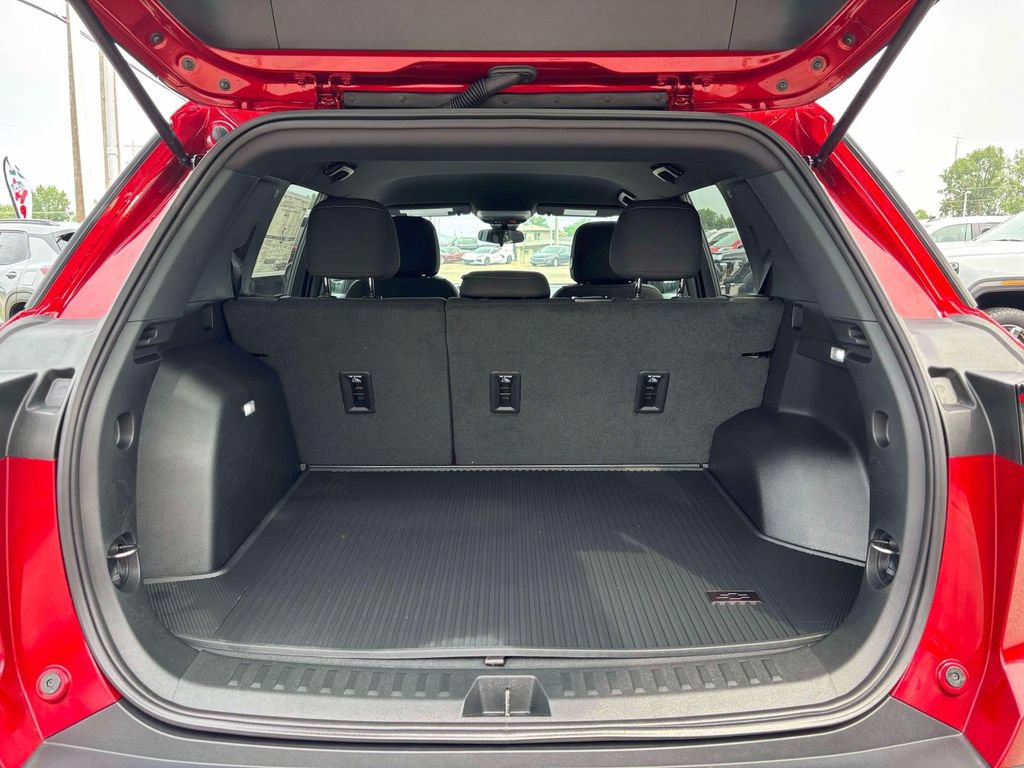 2026 Chevrolet Equinox LT - Photo 30